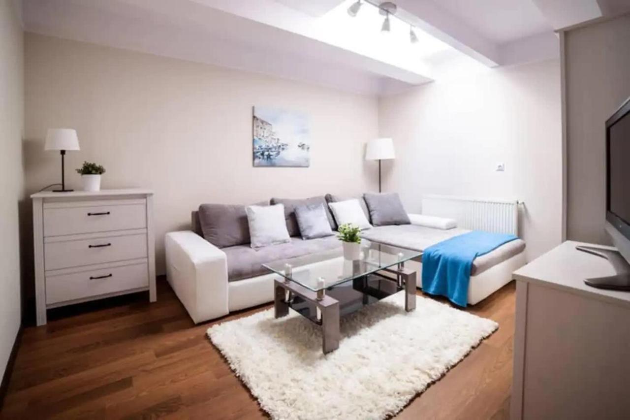Urban Nest Apartments Szewska 21-19 Cracóvia Exterior foto